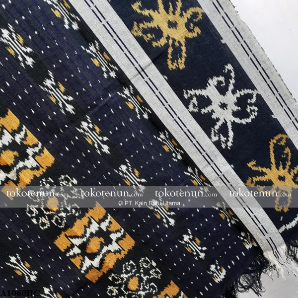  Jual  Kain Tenun Motif Khas Dayak  A1060H TOKOTENUN com